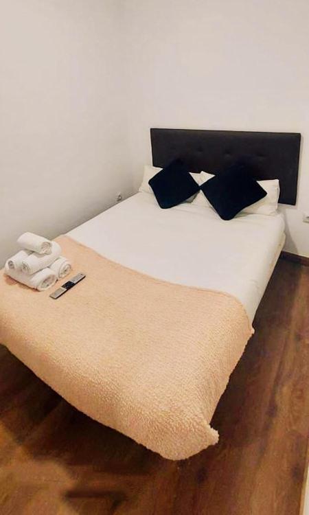 Gran Via Sol Rooms Мадрид Экстерьер фото